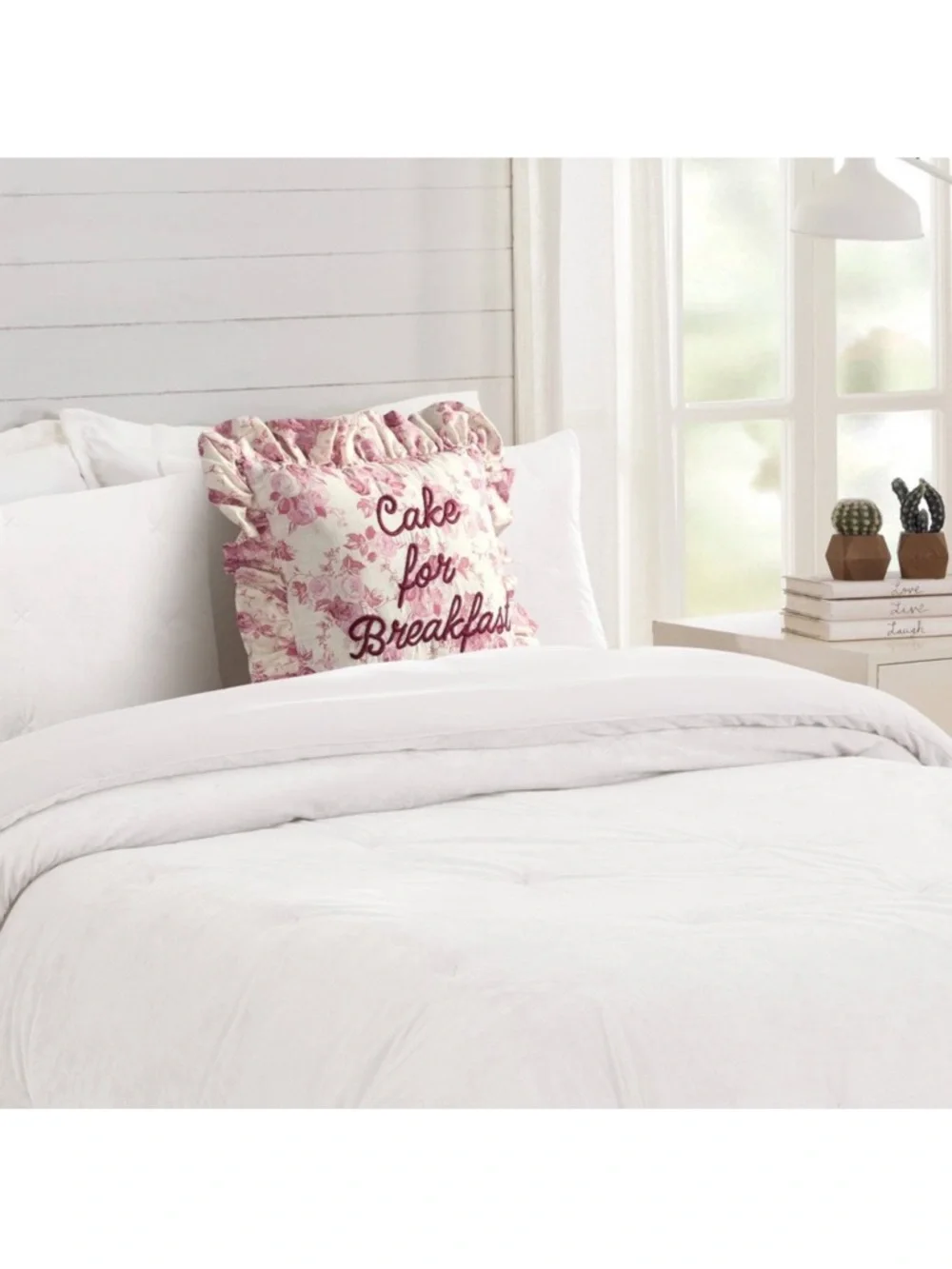 TARGET Floral Ruffle Pillow - 